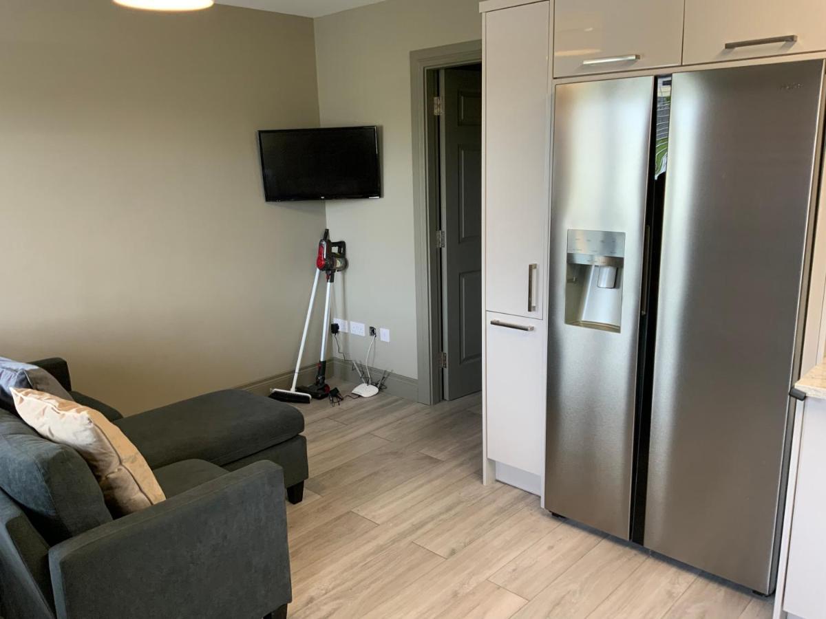 Small,Smart,Tidy 2 Bed Apartment ゴールウェイ エクステリア 写真
